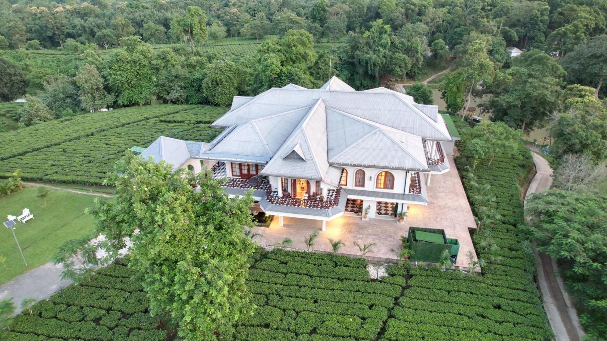 Vaani Greens Wildlife Resort, Kaziranga Kuthari Exterior photo