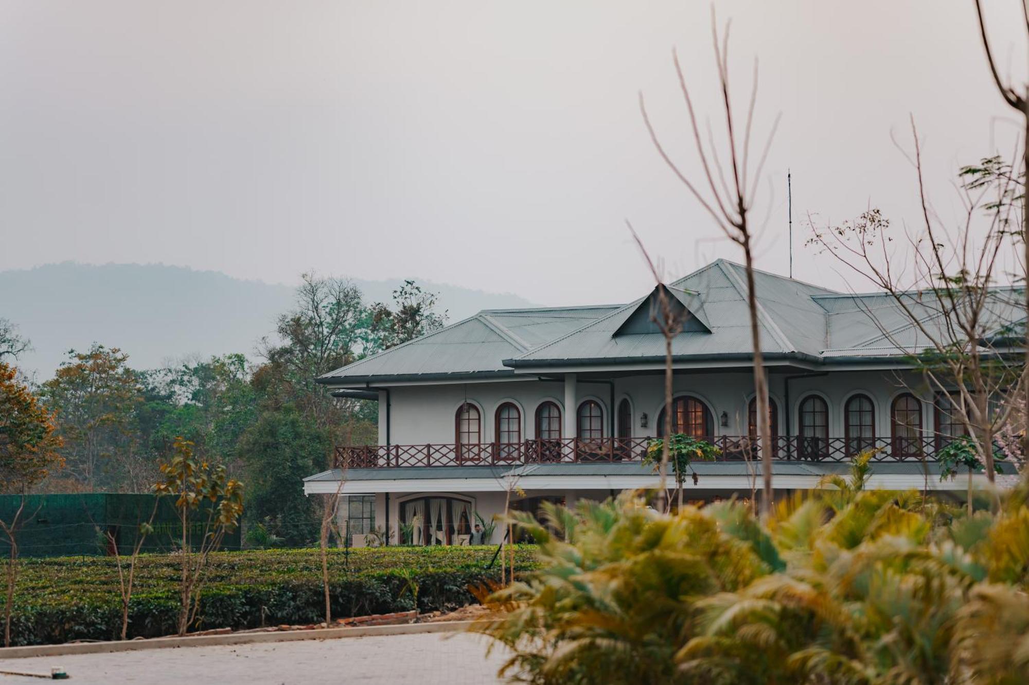 Vaani Greens Wildlife Resort, Kaziranga Kuthari Exterior photo